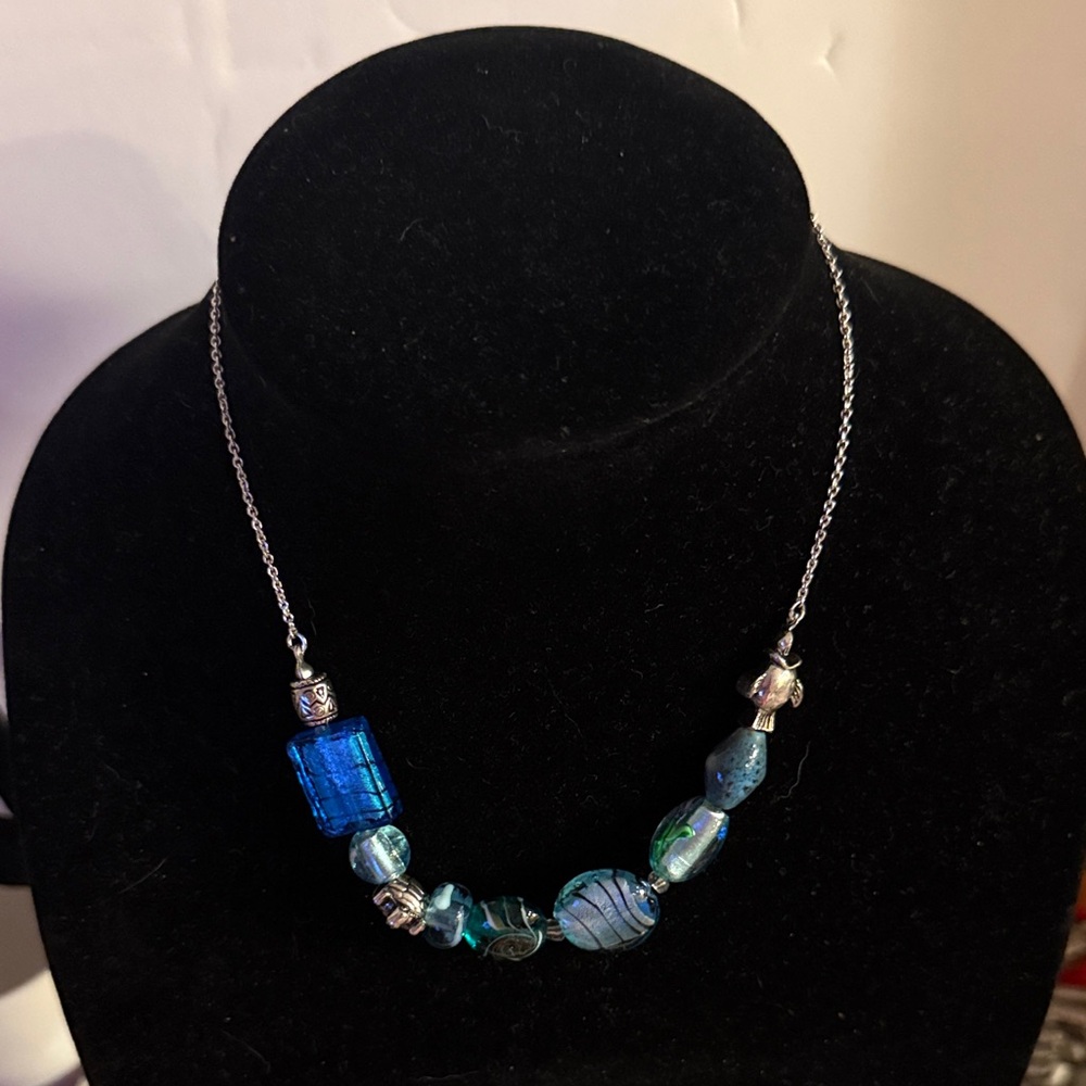 Chic Blue Beaded Necklace signed NRT on clasp